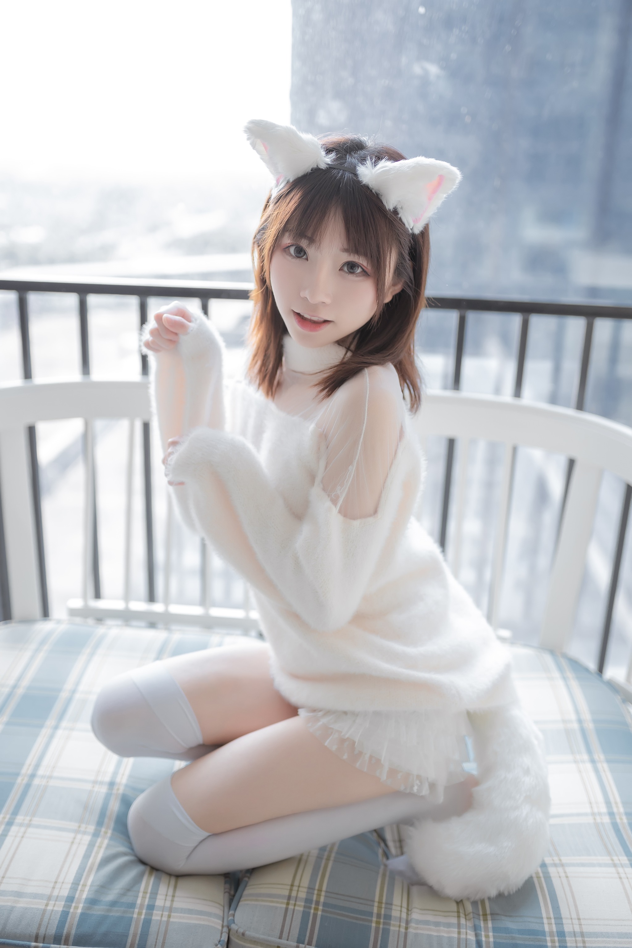 Kitaro_绮太郎 - NO.005 白喵女友[41P]-XikXak